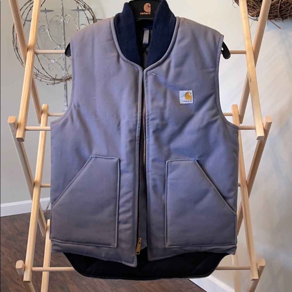 Women’s Carhartt Vest - Size Small
